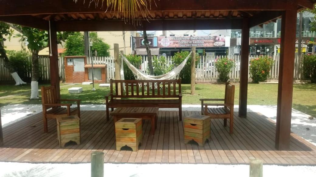 APTO ESPETACULAR a 50 m do Mar em Condomínio com PISCINAS MARAVILHOSAS Guaratuba Exterior foto