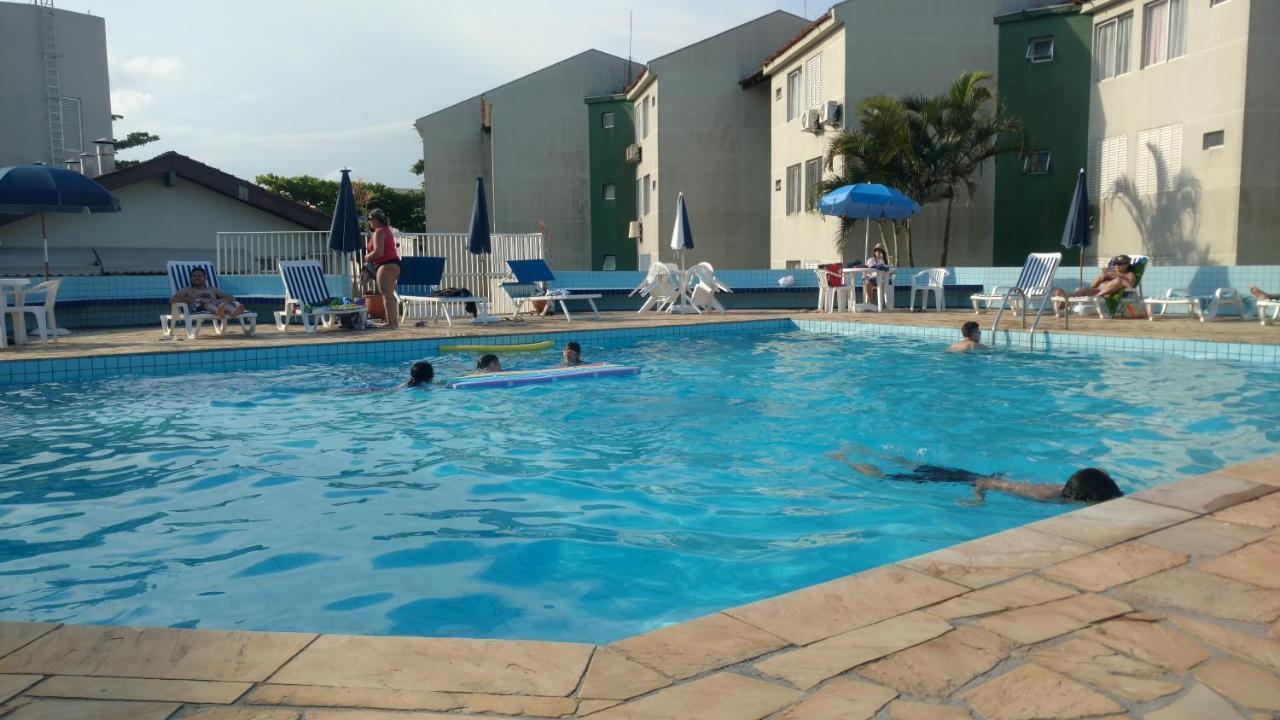 APTO ESPETACULAR a 50 m do Mar em Condomínio com PISCINAS MARAVILHOSAS Guaratuba Exterior foto